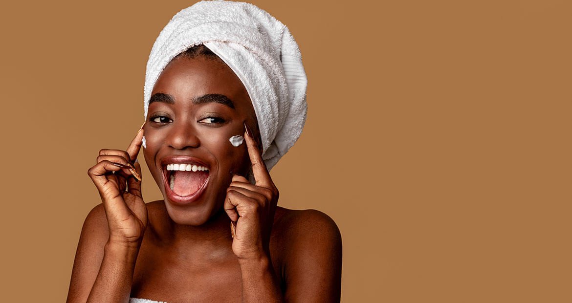 Imagem Rotina de skincare diurna: hidratação facial | L'Oréal Paris